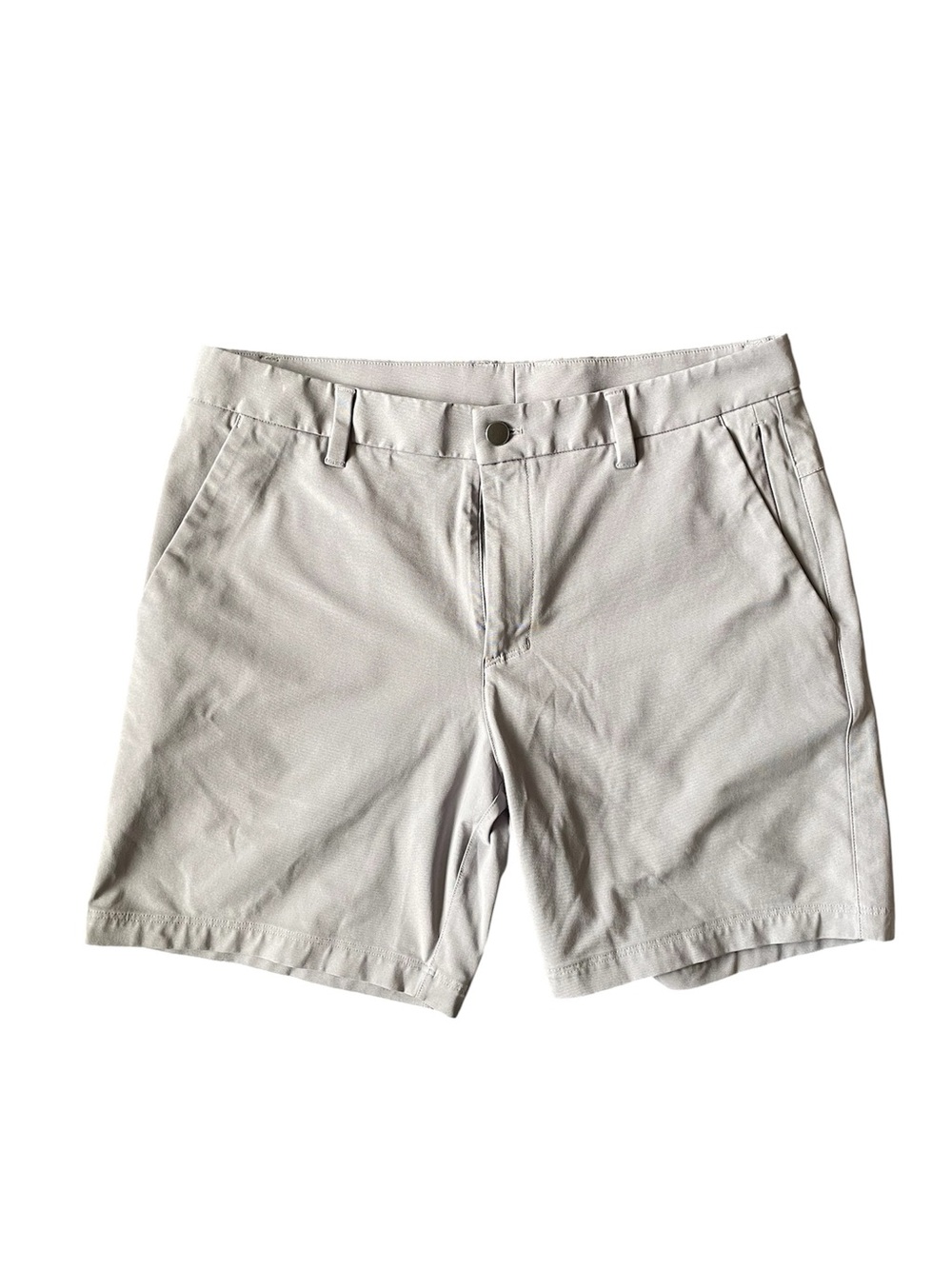 CRZ YOGA Mens 32 Golf Shorts Light Gray Flat Front Performance